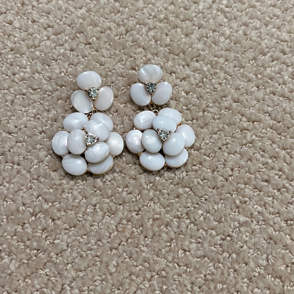 Crystal and acrylic flower earrings
